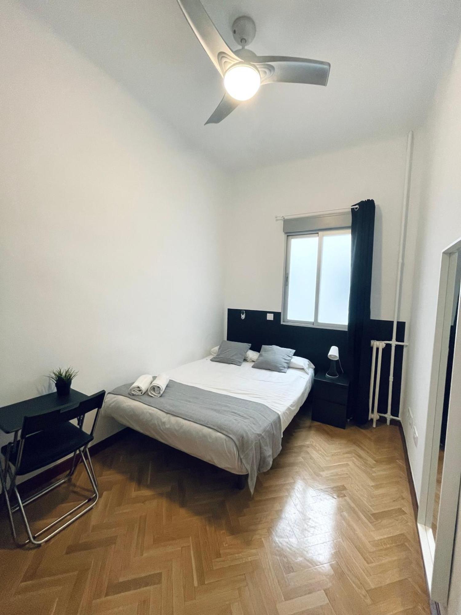 Ibiza Habitaciones Madrid Exterior photo